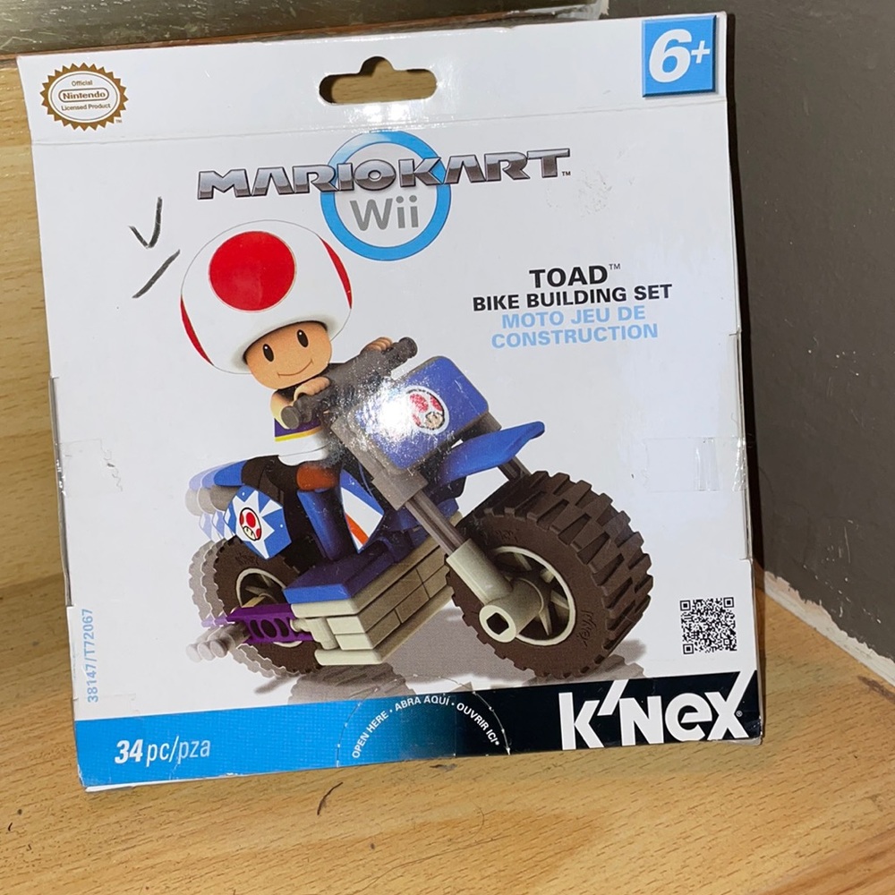 Knex Mariokart Wii Toad Bike Building Set 34 Pc. New in Box